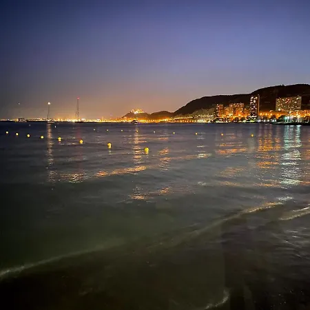 19 Playa Almadraba 펜션 *