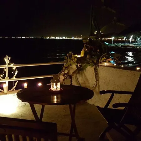 19 Playa Almadraba